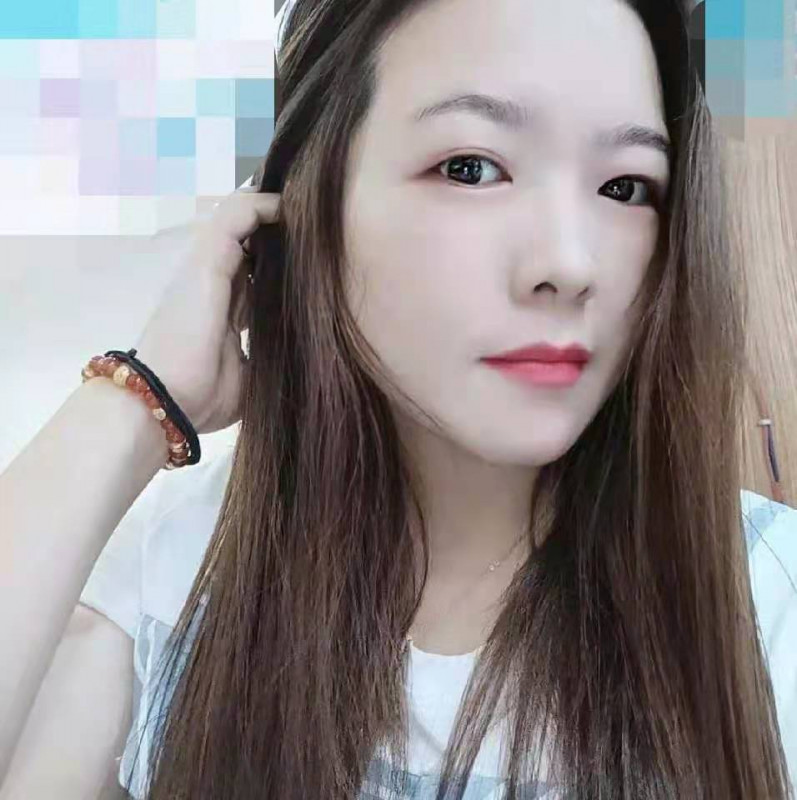 宝安美女玲玲